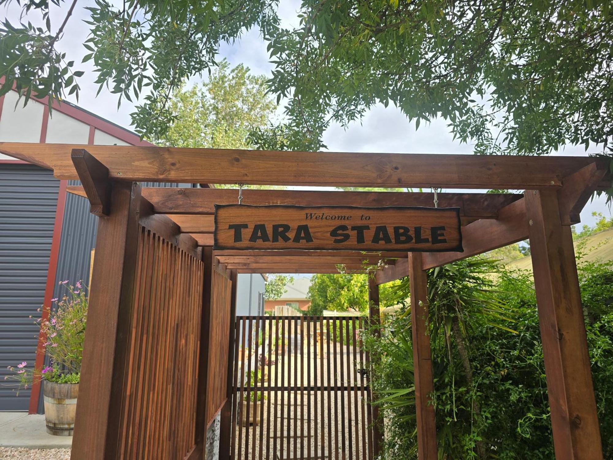 Chalet Tara Stables *