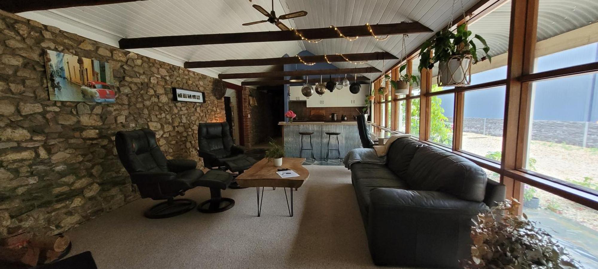 Tara Stables Chalet Littlehampton